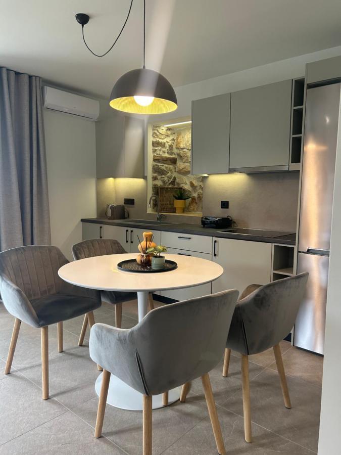 Piedra Luxury Apartments Нафплион Екстериор снимка