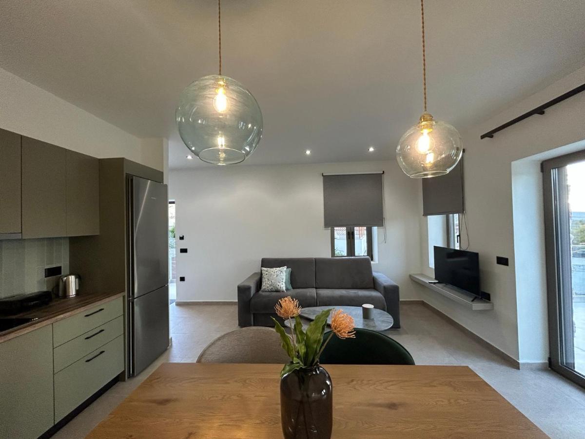 Piedra Luxury Apartments Нафплион Екстериор снимка